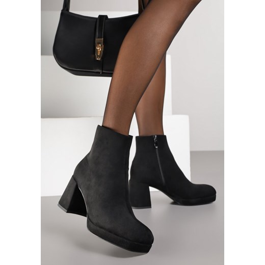 Czarne Botki do Kostki Vices na Słupku z Imitacji Zamszu Dodvire ze sklepu born2be.pl w kategorii Botki - zdjęcie 188023488