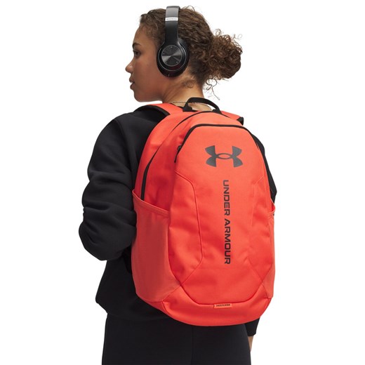 Plecak uniseks UA Hustle Lite Backpack - pomarańczowy ze sklepu Sportstylestory.com w kategorii Plecaki - zdjęcie 188031768