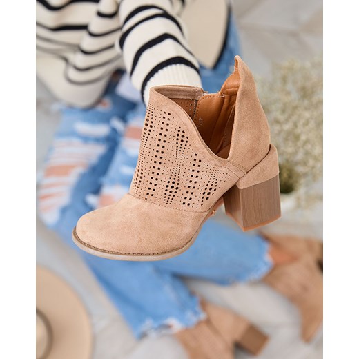 Royalfashion Ażurowe botki na słupku w kolorze jasnobrązowym Revivela ze sklepu royalfashion.pl w kategorii Botki - zdjęcie 188057826