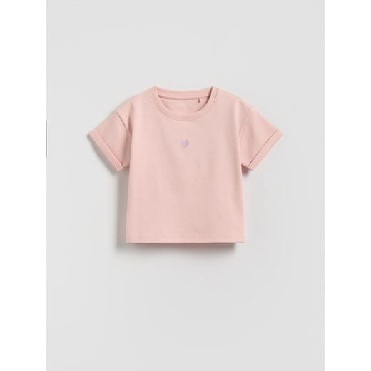 Reserved - Luźny t-shirt z haftem - pastelowy róż ze sklepu Reserved w kategorii Bluzki dziewczęce - zdjęcie 188066999