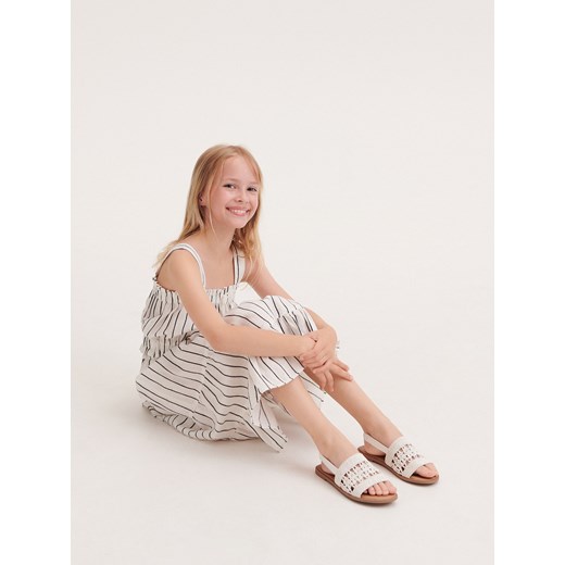 Reserved - Plecione sandały - złamana biel ze sklepu Reserved w kategorii Sandały dziecięce - zdjęcie 188090377