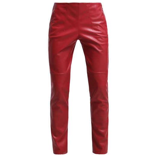Patrizia Pepe Spodnie materiałowe rot zalando czerwony abstrakcyjne wzory