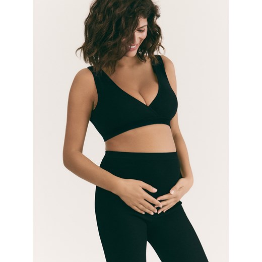 Reserved - Bezszwowy top w stylu sportowym - czarny Reserved L Reserved