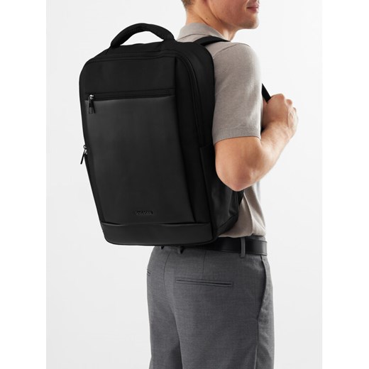 Plecak Gino Rossi C-GIN-E-006-05 Czarny ze sklepu eobuwie.pl w kategorii Plecaki - zdjęcie 188352609