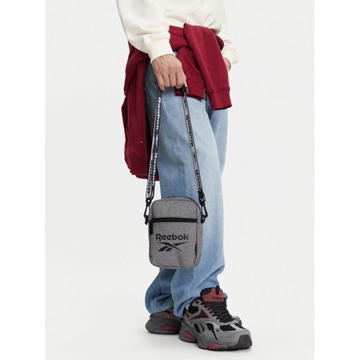Reebok Saszetka RBK-010-CCC-06 Szary ze sklepu MODIVO w kategorii Torby męskie - zdjęcie 188354706