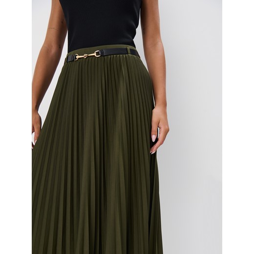 Mohito - Plisowana zielona spódnica midi - khaki ze sklepu Mohito w kategorii Spódnice - zdjęcie 188360679