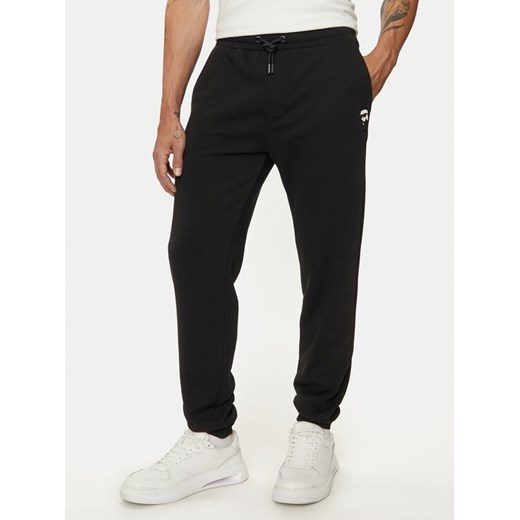 KARL LAGERFELD Spodnie dresowe 705038 544910 Czarny Regular Fit ze sklepu MODIVO w kategorii Spodnie męskie - zdjęcie 188418946