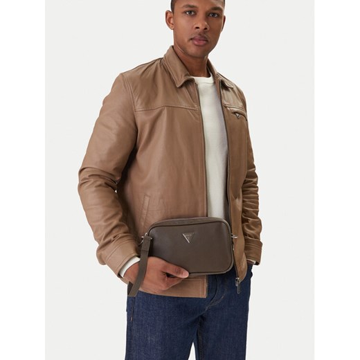 Guess Saszetka HMMISA P6150 Brązowy ze sklepu MODIVO w kategorii Torby męskie - zdjęcie 188475909