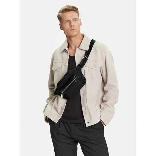 Calvin Klein Nerka Contrast Belt Bag LV04D3073G Czarny ze sklepu MODIVO w kategorii Nerki - zdjęcie 188513038
