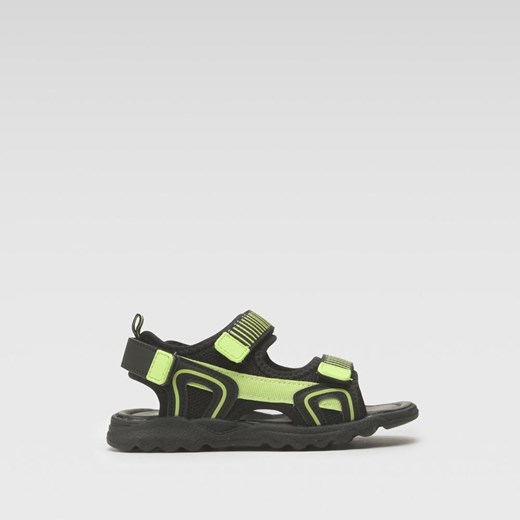 Sandały Action Boy CM220812-4 ze sklepu ccc.eu w kategorii Sandały dziecięce - zdjęcie 188533538