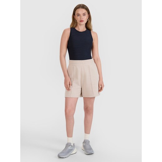 Damskie spodenki dresowe 4F 4FRSS25TSHOF731 - beżowe ze sklepu Sportstylestory.com w kategorii Szorty - zdjęcie 188544266
