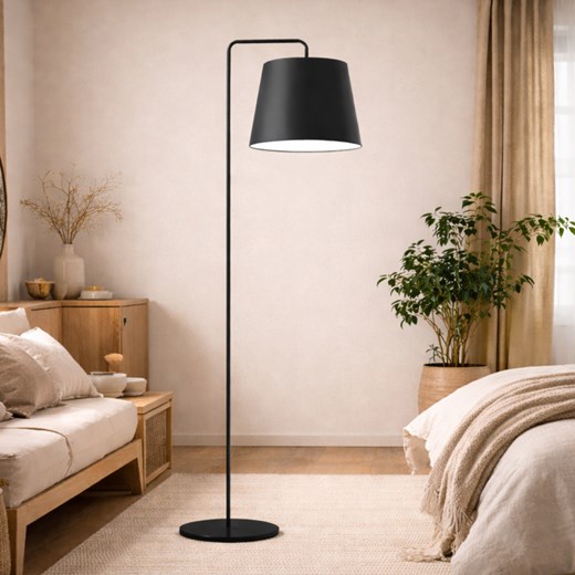 Czarna lampa stojąca do salonu RIJAD ze sklepu Lysne w kategorii Lampy podłogowe - zdjęcie 188547535