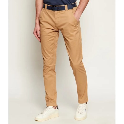 Tommy Jeans Spodnie chino Scanton | Slim Fit ze sklepu Gomez Fashion Store w kategorii Spodnie męskie - zdjęcie 188680915
