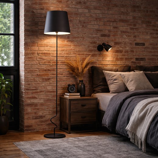 Czarna lampa stojąca do salonu SURAT w stylu minimalistycznym ze sklepu Lysne w kategorii Lampy podłogowe - zdjęcie 188762485