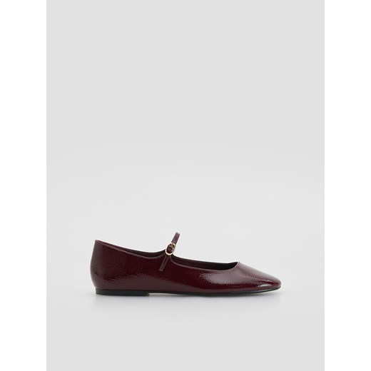 Reserved - Lakierowane baleriny - bordowy ze sklepu Reserved w kategorii Balerinki - zdjęcie 188852747