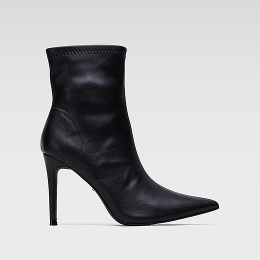 Botki DeeZee LS5629-01 ze sklepu ccc.eu w kategorii Botki - zdjęcie 188884698