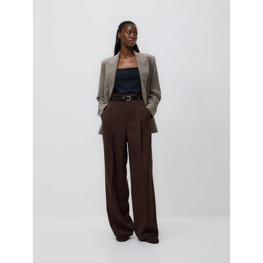 Reserved - Gładki top - czarny ze sklepu Reserved w kategorii Bluzki damskie - zdjęcie 188939339