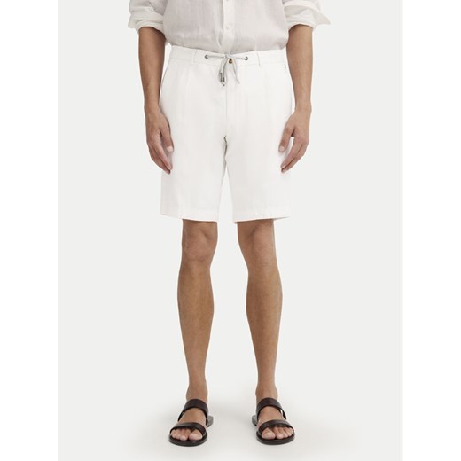 Bugatti Szorty materiałowe 1949-76419C D Biały Regular Fit ze sklepu MODIVO w kategorii Spodenki męskie - zdjęcie 188979709