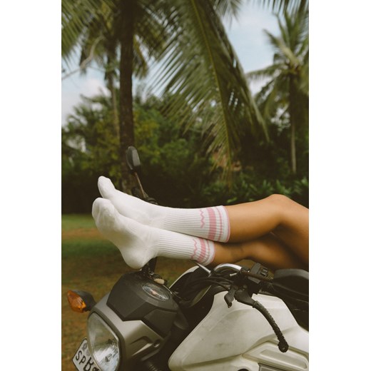 Flamingo Socks ze sklepu Surf Inc w kategorii Skarpetki damskie - zdjęcie 188981928