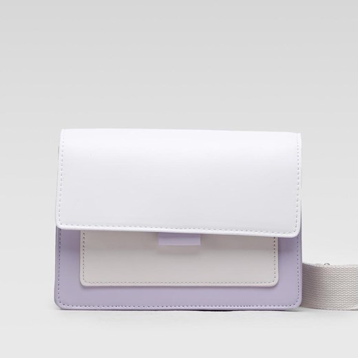 Torebka DeeZee MDR-D-059-65-01 ze sklepu ccc.eu w kategorii Listonoszki - zdjęcie 189004977