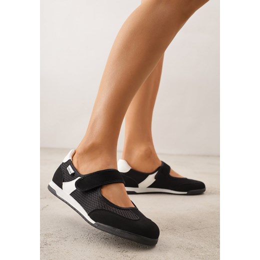 Czarne Tenisówki w Stylu Balerinek z Napisem Emitanela ze sklepu born2be.pl w kategorii Balerinki - zdjęcie 189080246