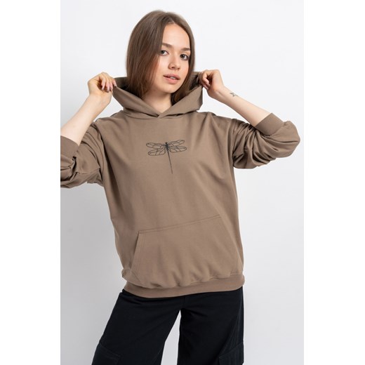 Brązowa bluza REGULAR z kapturem z czarnym nadrukiem na wysokości piersi, Rozmiar - 140, Kolor - Beżowy ze sklepu REPORTER w kategorii Bluzy dziewczęce - zdjęcie 189107409