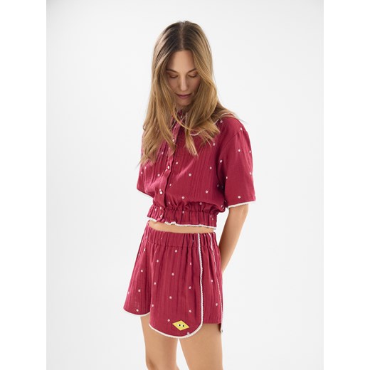 Reserved - Bawełniane szorty z haftem - czerwony Reserved S Reserved
