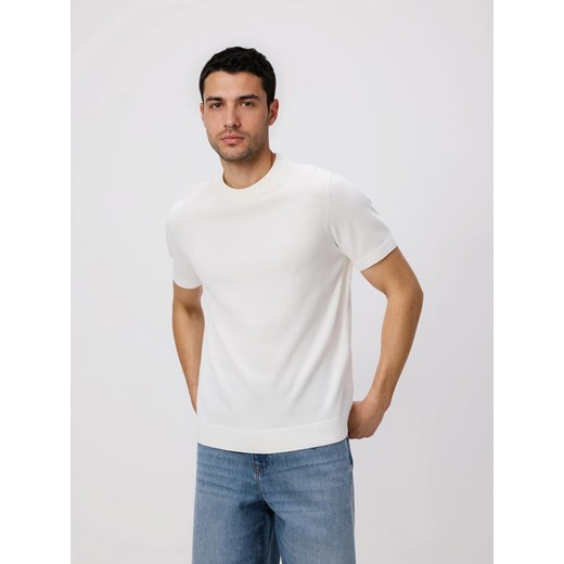 Reserved - Sweter z krótkim rękawem - złamana biel ze sklepu Reserved w kategorii Swetry męskie - zdjęcie 189131499