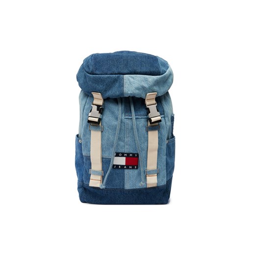 Plecak Tommy Jeans Tjm Denim Patchwork Backpack AM0AM14268 Niebieski ze sklepu eobuwie.pl w kategorii Plecaki - zdjęcie 189317927