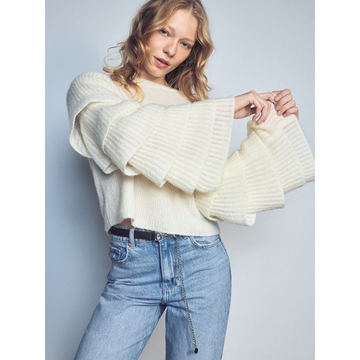 Reserved - Sweter z ozdobnymi rękawami - kremowy ze sklepu Reserved w kategorii Swetry damskie - zdjęcie 189340325