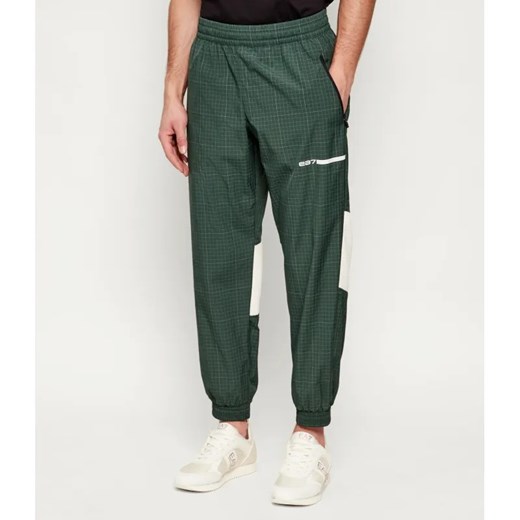 EA7 Spodnie dresowe | Regular Fit ze sklepu Gomez Fashion Store w kategorii Spodnie męskie - zdjęcie 189387158