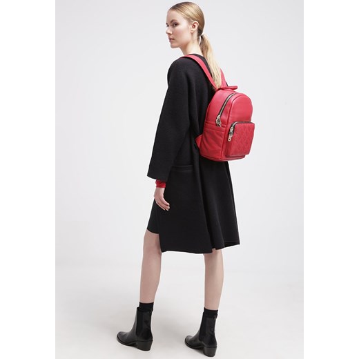 DKNY ACTIVE Plecak red zalando czarny Plecaki skórzane