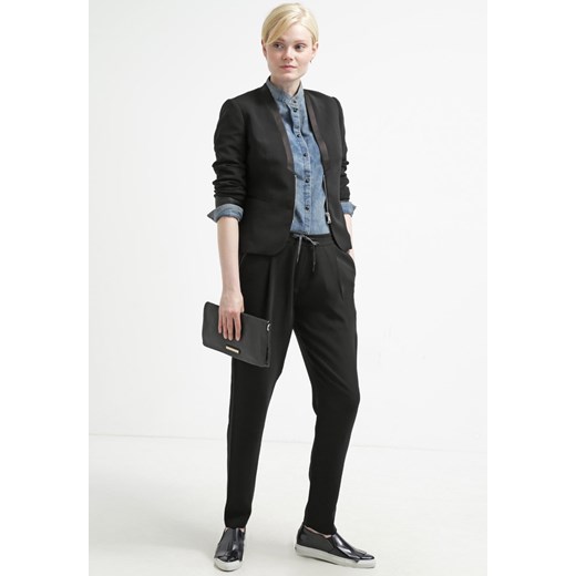 Calvin Klein Jeans GWYN Spodnie materiałowe black zalando czarny casual