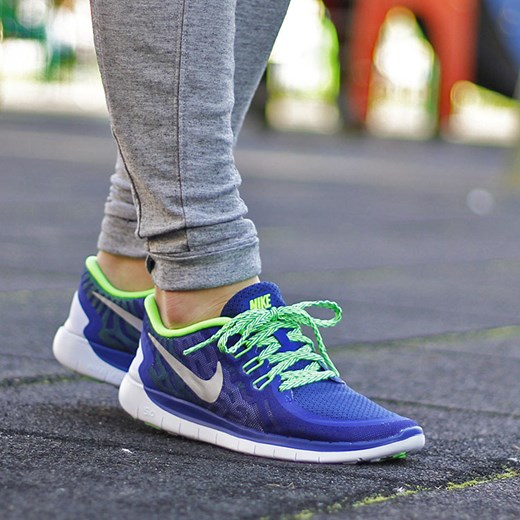 Nike Free 5.0 (GS) “Deep Royal Blue” (725104-403) thebestsneakers-pl niebieski jesień