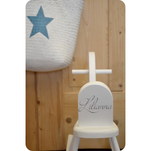 Drewniany konik na biegunach + personalizacja I Ha Ha OneSize kids.showroom.pl