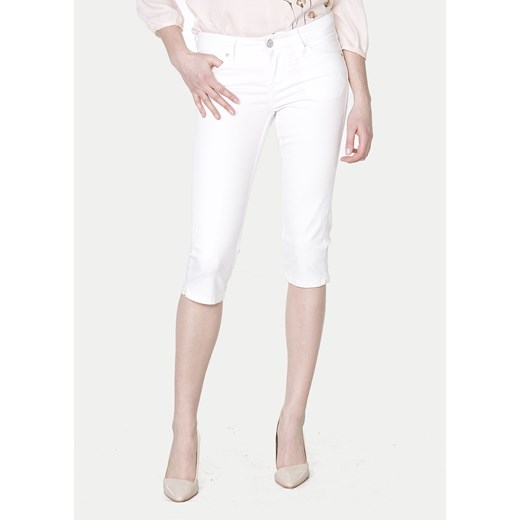 Mustang® 0592 Jasmin Capri - White - 592-5444-200
