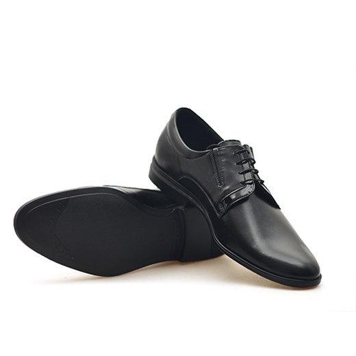 Pantofle Pan 948 Czarny lico + lakier  Pan  Arturo-obuwie