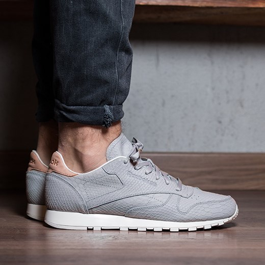 Buty męskie sneakersy Reebok Classic Leather Clean Luxe V69680 Reebok  44 sneakerstudio.pl promocja 