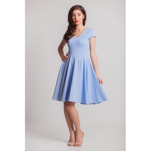 Sukienka z koła dekolt w szpic błękitna