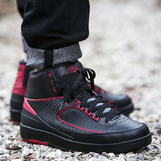 Buty Air Jordan 2 Retro "Alternate" (834274-001) Jordan 9.5 Worldbox