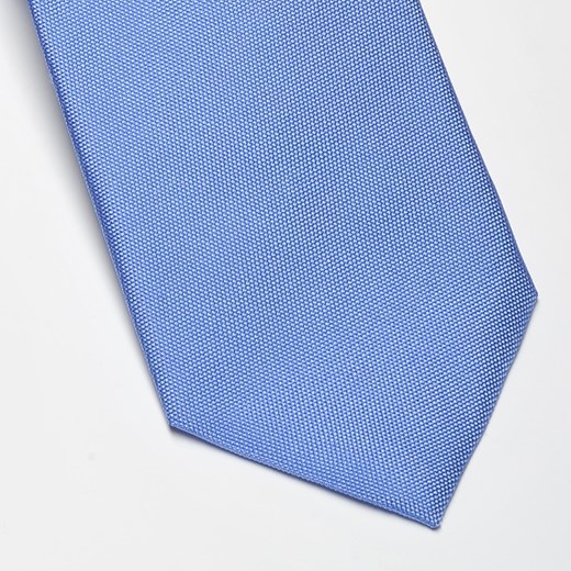 Elegancki jasnoniebieski krawat jedwabny