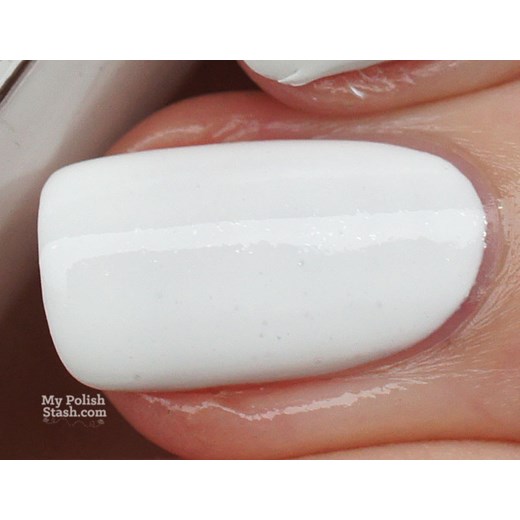 Essie lakier Private Weekend nr 907 Piękny biały odcień z minimalnymi drobinkami szary Essie Nocanka Drogeria Internetowa