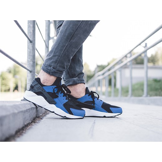 Buty męskie sneakersy Nike Air Huarache 318429 411 Nike bialy 46 sneakerstudio.pl okazja 