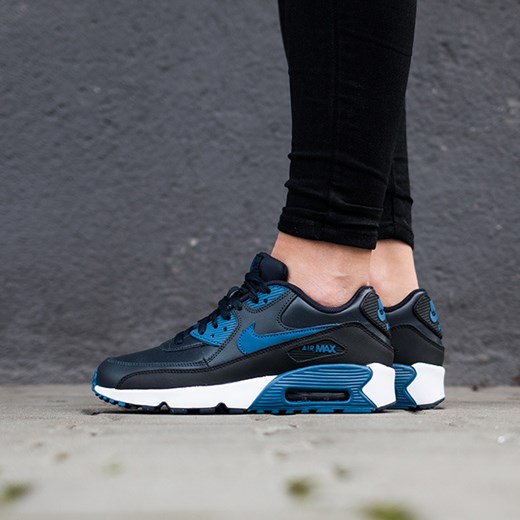 Buty damskie sneakersy Nike Air Max 90 Leather (GS) 833412 402 Nike 36,5 promocja sneakerstudio.pl