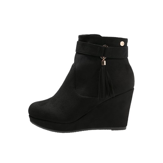 XTI Ankle boot black
