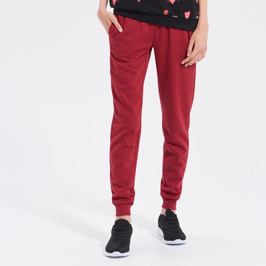 Sinsay - Spodnie dresowe ze ściągaczem - Czerwony