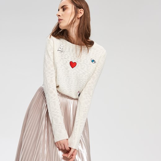 Cropp - Sweter z naszywkami - Kremowy bezowy Cropp XS 
