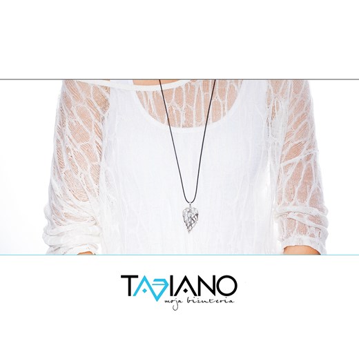 Naszyjnik uniwersalny styl, srebrny pięknie żłobiony liść, czarny sznurek  Taviano 92 wyprzedaż Taviano moja biżuteria 
