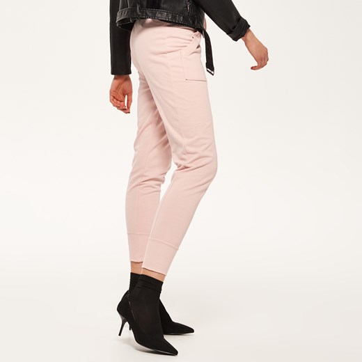 Reserved - Spodnie dresowe - Różowy Reserved bezowy XL 
