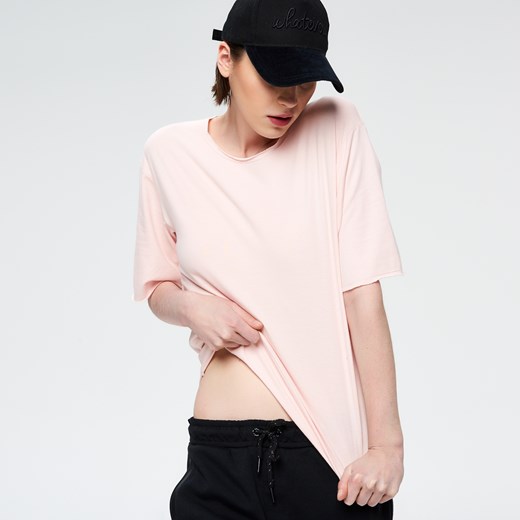 Cropp - Bluza dresowa o surowym wykończeniu - Różowy  Cropp L 
